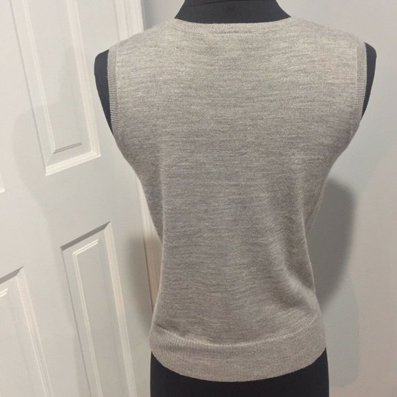 AnnTaylor Sleeveless Gray Sweater Scoop Sz S - Picture 4 of 6
